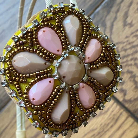 Hair Accessories Bunch Up - Picture 4 of 13